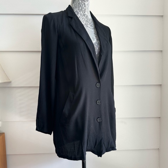 Reformation Relaxed Black Blazer Rayon Blend size 0 - Picture 3 of 9